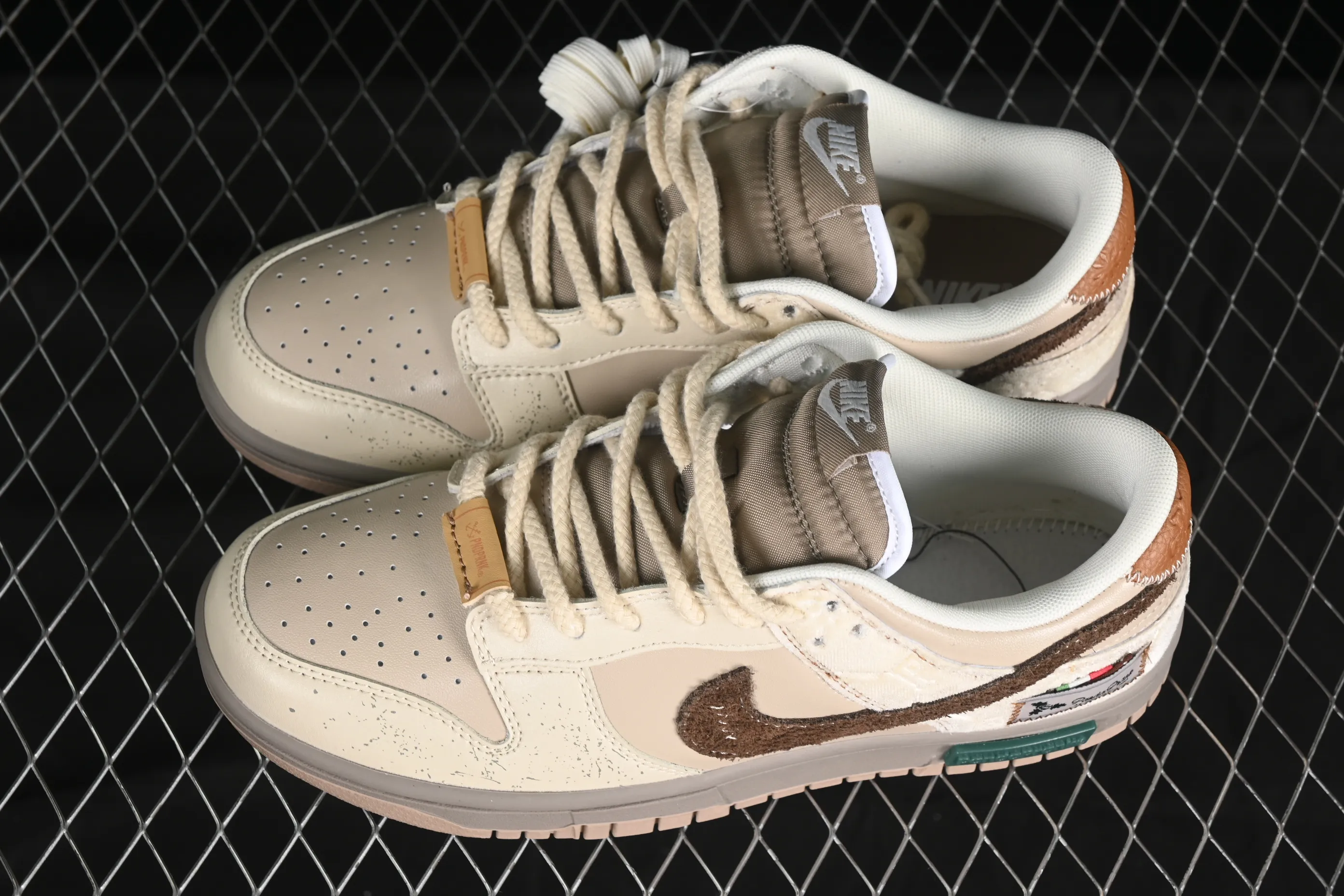All Categories Nk SB Dunk Series Nk SB Dunk Low Low-top sneakers Nike Dunk Low Panda Prank Winter Dream Romance Royal Beige Low-top casual sneakers HQ1175-240